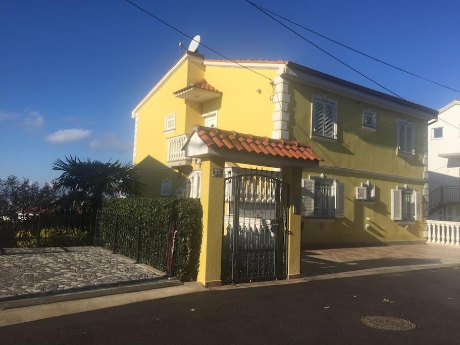 Ferienwohnung Nena In Crikvenica Luaran gambar